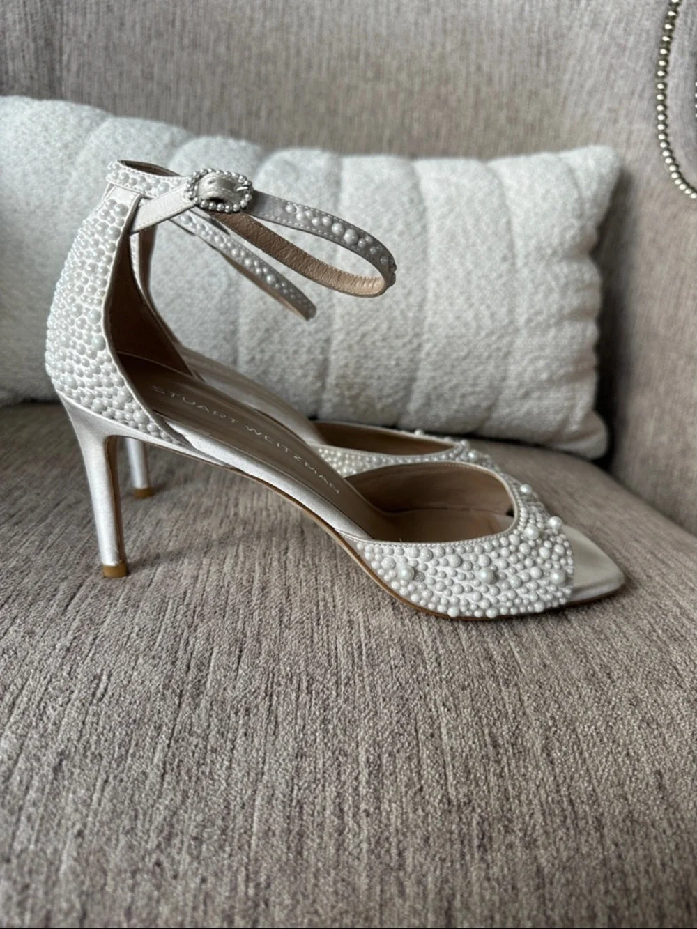 Stuart Weitzman Women's Bliss 75 Sandals Pearl-Embellished White Ankle-Strap Sz9